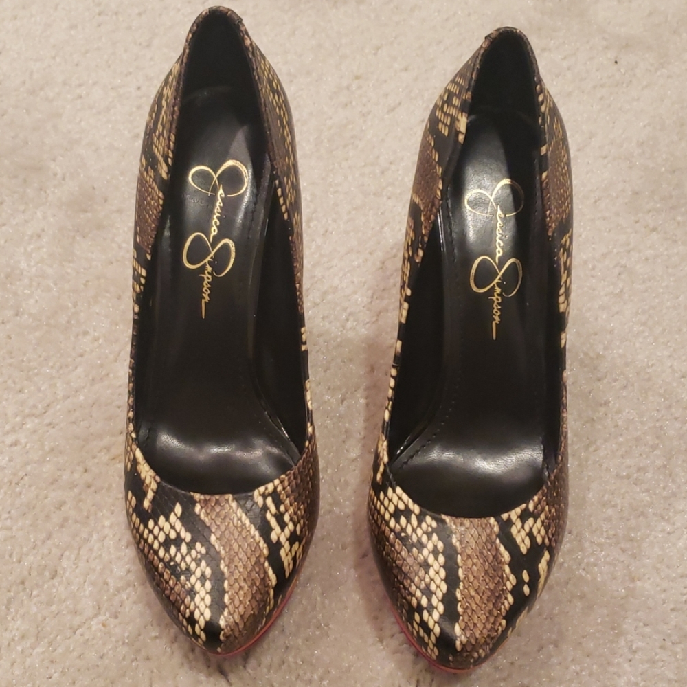 Jessica Simpson heels